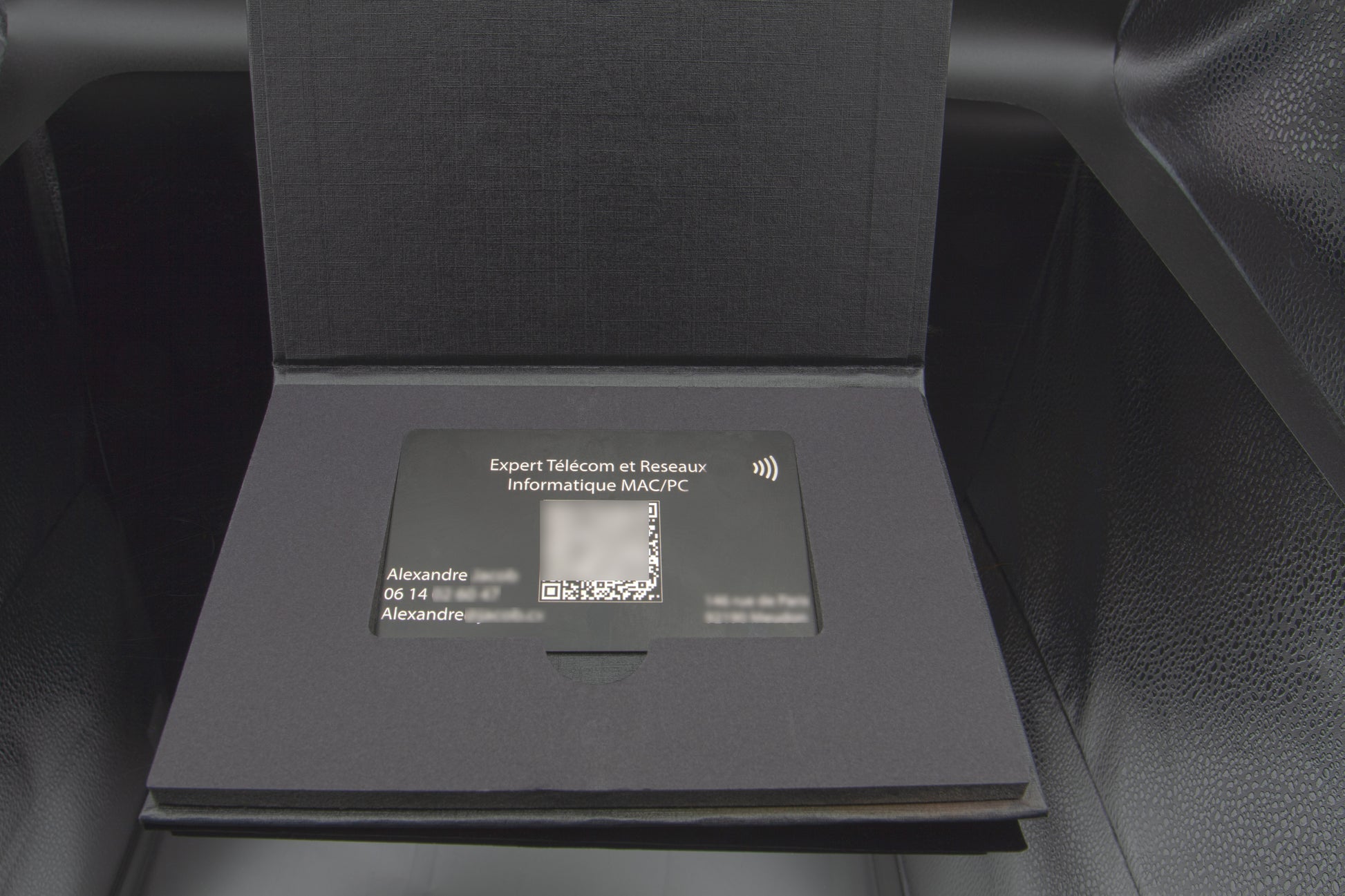 NFC-Business-card-Laser