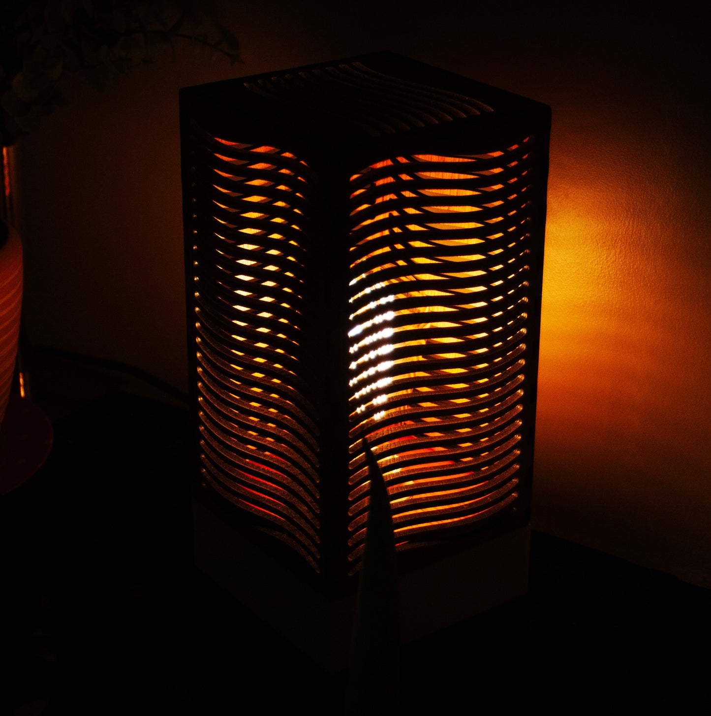 Lampe wave chêne massif - Série limitée 10 exemplaires